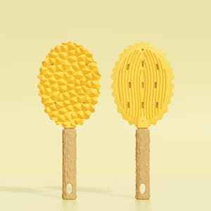 Self-Cleaning Pet Comb with Mist Spray — Deshedding Grooming Brush for Dogs & Cats